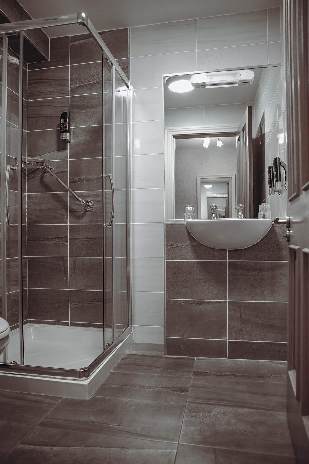 Room Shower Image